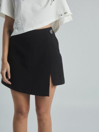 Falda short Corte diagonal - Negro